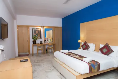 Hotel Gorbandh Hotels near Shantinath Swetamber Jain Temple