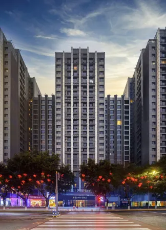 Orient river and city Hotel(Chongqing Jiefangbei Hongyadong store)
