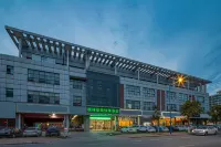 Greentree Inn (Suzhou Industrial Park Shengpu Town Xinsheng Road) Hotel berhampiran Stage International Fashion Brand City