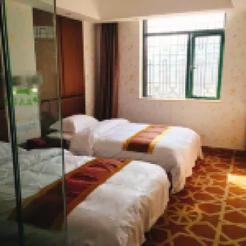 Shengtian Farm House
