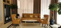 Vienna Classic Hotel (Tianjin Railway Station Haihe Jinwan) - 2-Star