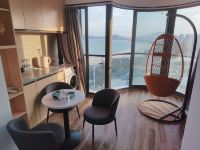 东山海星星海景公寓 - 金銮湾弧形阳台海景大床房