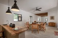 Yellow River Lodge Collection · Zai Xiaowan Homestay - 4 звезды