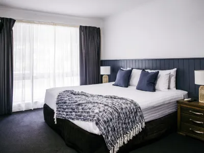 Ibis Styles Canberra Eaglehawk Hotels in Sutton