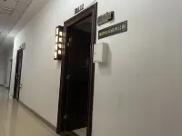 Leiyan E-sports Apartment (Xuzhou Railway Station Hexin Square)