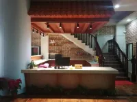 Wutian Hotel (Lingaoxinying Station)