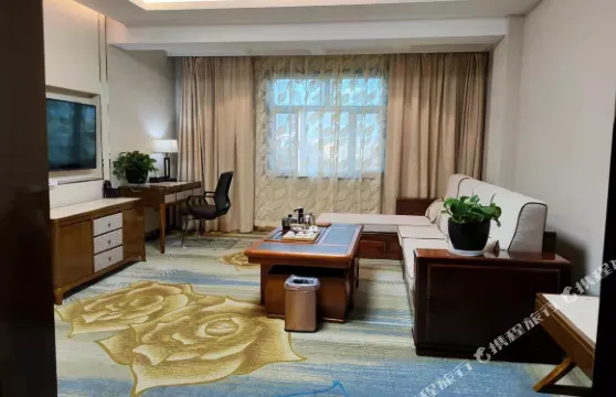 吉木薩爾庭州大酒店