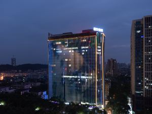 Yuexing Hotel (Loudi Flagship)