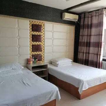 Tailai Jinshilin Hotel