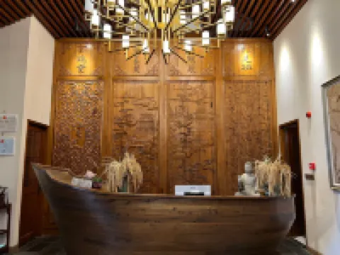 Lizhuang Ancient Town Maitian Government Hotel