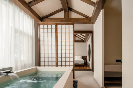 Xipo Chic-Xipo | Private Takinoyu | Designer Luxury Smart Hotel