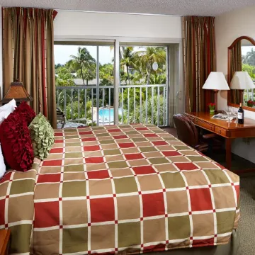 Best Western Naples Inn  Suites