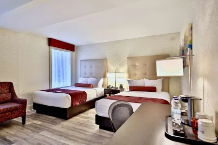 Best Western Plus Montreal Downtown- Hotel Europa