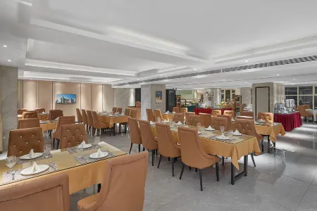 Yilong Yicheng International Hotel (Baiyun Station Jiangnan Market)