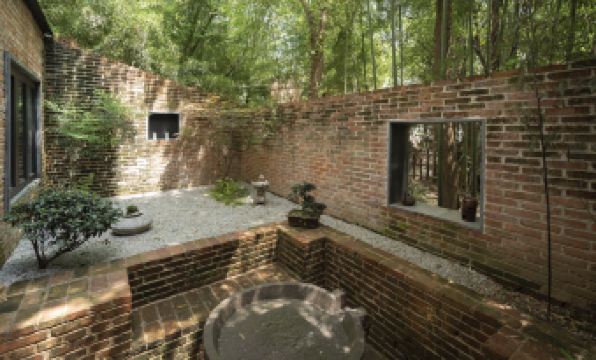 Little White Homestay