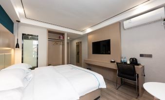 Wuhan Chengyi Intelligence Hotel (Zuoling New Town Branch)