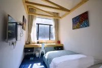Dinglu Study Base Homestay (Jiangmen Botanical Garden Lanshi Park) - بار