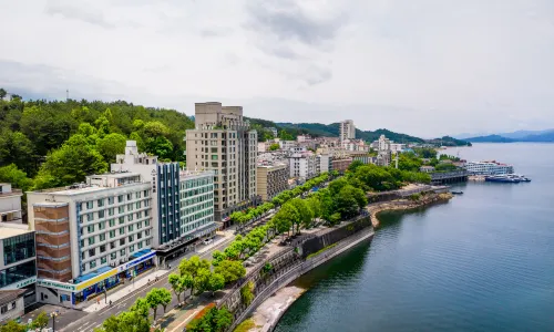 Atour Hotel Qiandao Lake Central Lake District