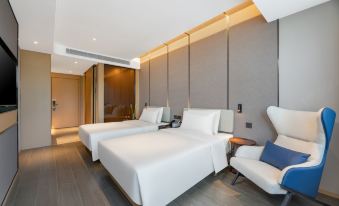 Atour Hotel Xi'an High-speed Rail North Station North Square