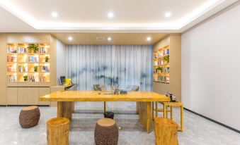 HuaJiYaShe Hotel (Huzhou Dongwu Yintaicheng)