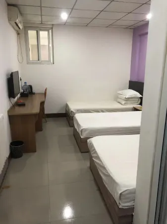 Xinxiang County Building Materials Express Hotel