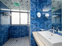 Xinglong Holiday Hotel (Liling Liquan Road Railway Station) Hotel di Liling