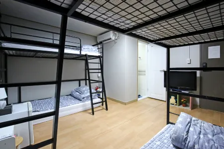 Dashim Guest House