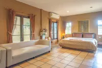 ที่พักสัตหีบ มันตราการ์เดนท์รีสอร์ท