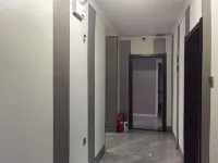 Yishang Express Hotel (Harbin Railway Station Airport Bus)