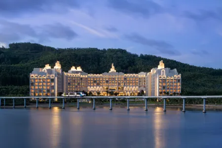 Hyatt Regency Hainan Ocean Paradise Resort Отели рядом с достопримечательностью «Nanwan Monkey Islet»