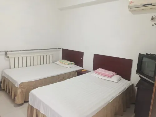 Homeland Hotel Hotels in Gaoyi