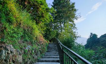 Scenic Terrace Hotel (Thousand-Layer Staircase Branch