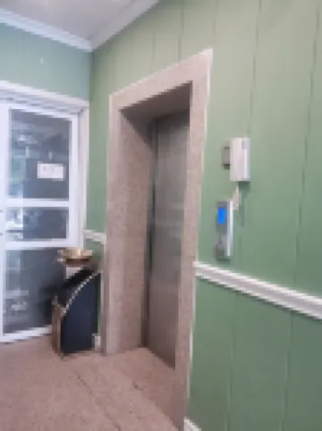 Xin'an Hotel (Xiangcheng People's Square)