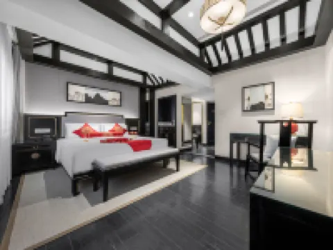 Moonlight Courtyard Hotel (Kunming Nanping Street and Near the train station) Hotels in Kunming