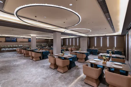 Crystal Orange Beijing Chongwenmen Hotel Отели рядом с достопримечательностью «Museum of City Site of Liao and Jin Dynasty»