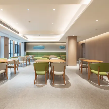 JI Hotel (Xinyangdong Railway Station)