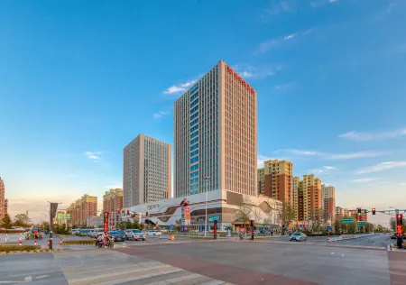 Vienna Hotel (Zhangbei Tianbao Plaza) Отели рядом с достопримечательностью «Zhangbei Bashang Grassland»