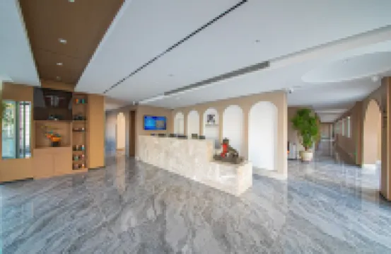 Kerry Manxin Hotel