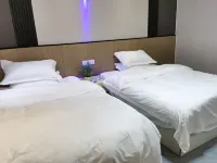 Dafang Zhongxin Business Hotel