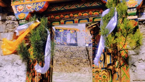 木裡博窩德吉·隱築藏式風情民宿 in 木里