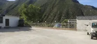 Lintan Tongyuan Farmhouse