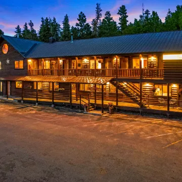 Duck Creek Village Inn