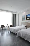 Huaxin Holiday Hotel (Habahe Minzhu Road)
