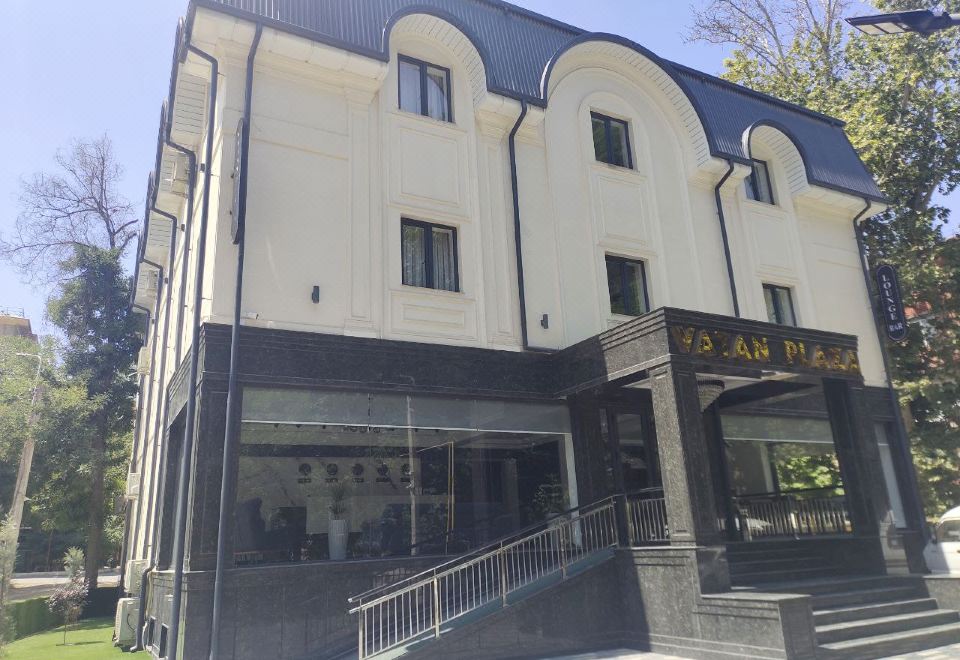 바탄 플라자 주변 명소