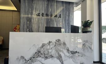 Norman Light Luxury Hotel