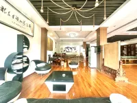 Furong Town mountain and views  inn