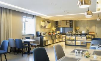 Yantai Platinum Select Apartment (Vanke Plaza Branch)