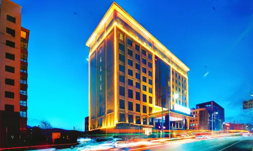 Gesang International Hotel (Wuwei Tianzhu Railway Station)