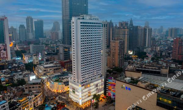 Gionee Light Guangzhou Beijing Road Pedestrian Street