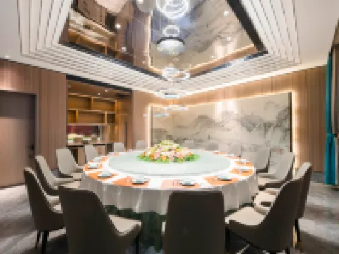 QIANNA HOTEL GLORIOUS(Luoyang Xinan Branch) Hotels in Xin'an